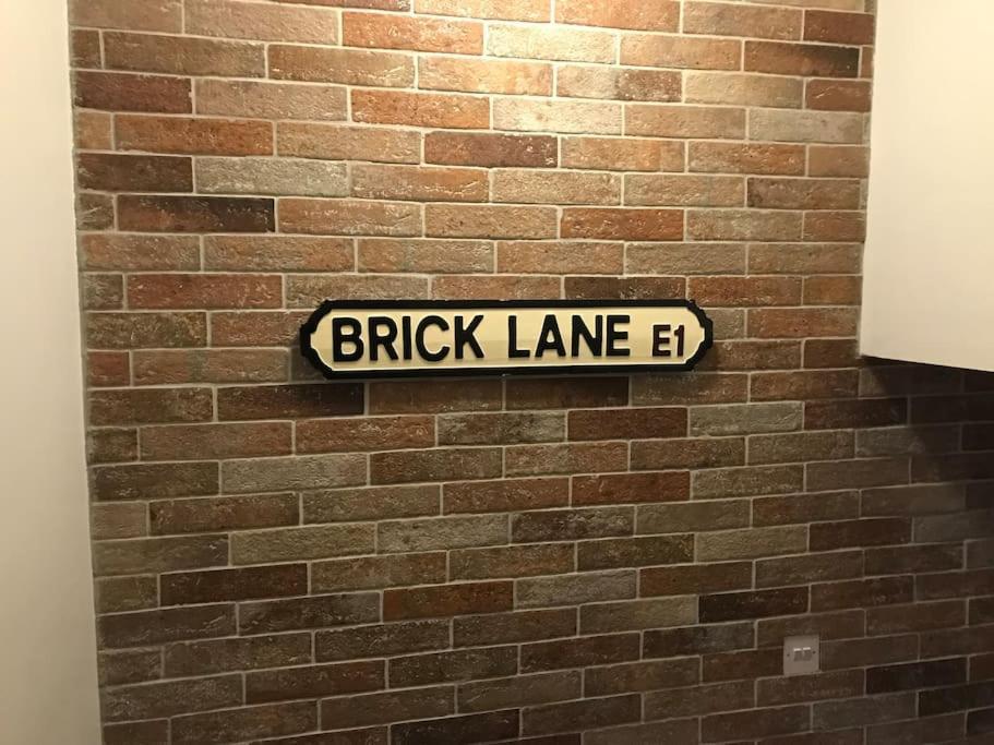Lovely Budget Double Ensuite In Bricklane Londra Esterno foto