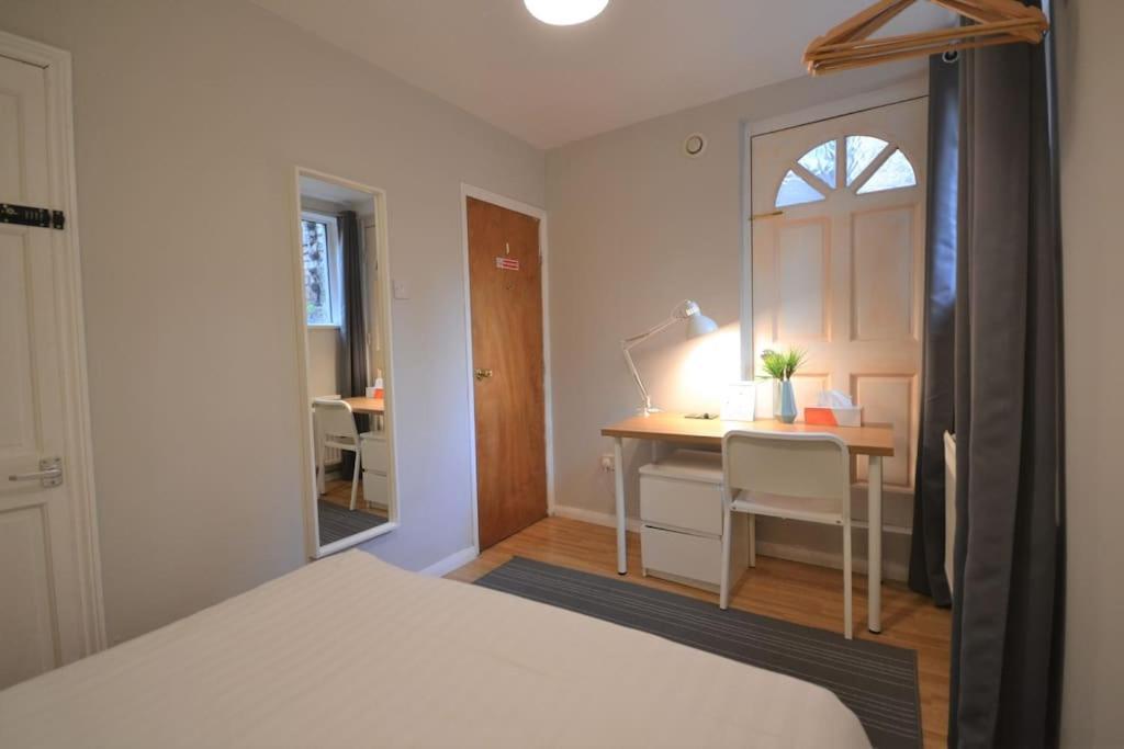 Lovely Budget Double Ensuite In Bricklane Londra Esterno foto